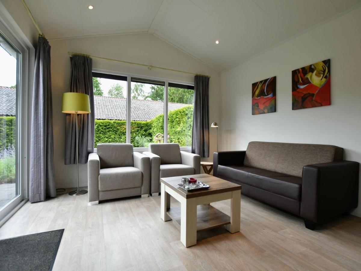 Spacious Chalet In Wolfheze With Garden Bagian luar foto