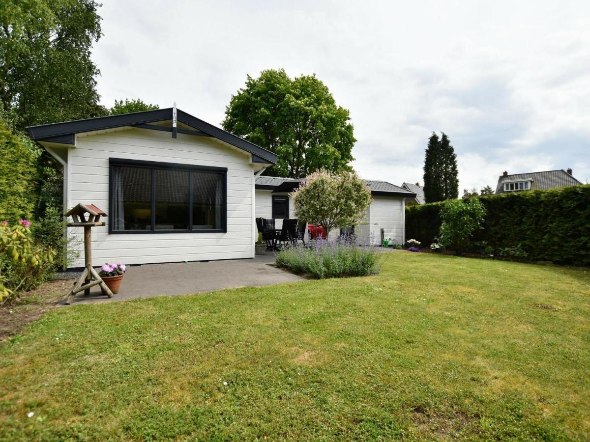 Spacious Chalet In Wolfheze With Garden Bagian luar foto