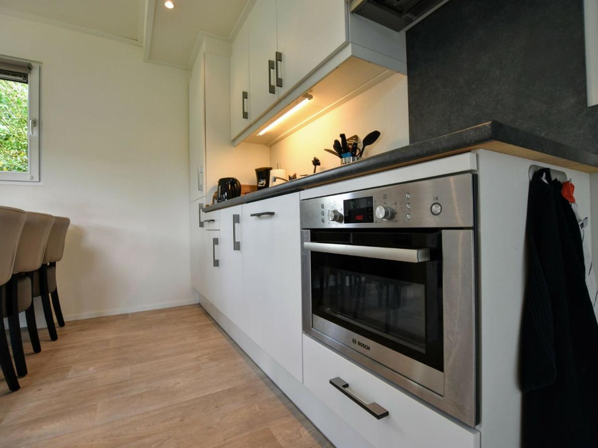 Spacious Chalet In Wolfheze With Garden Bagian luar foto
